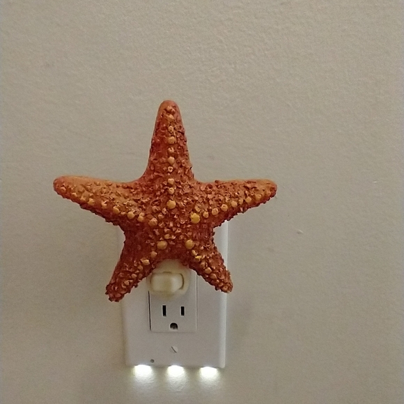 Unique Night Lights - Picture 12 of 14